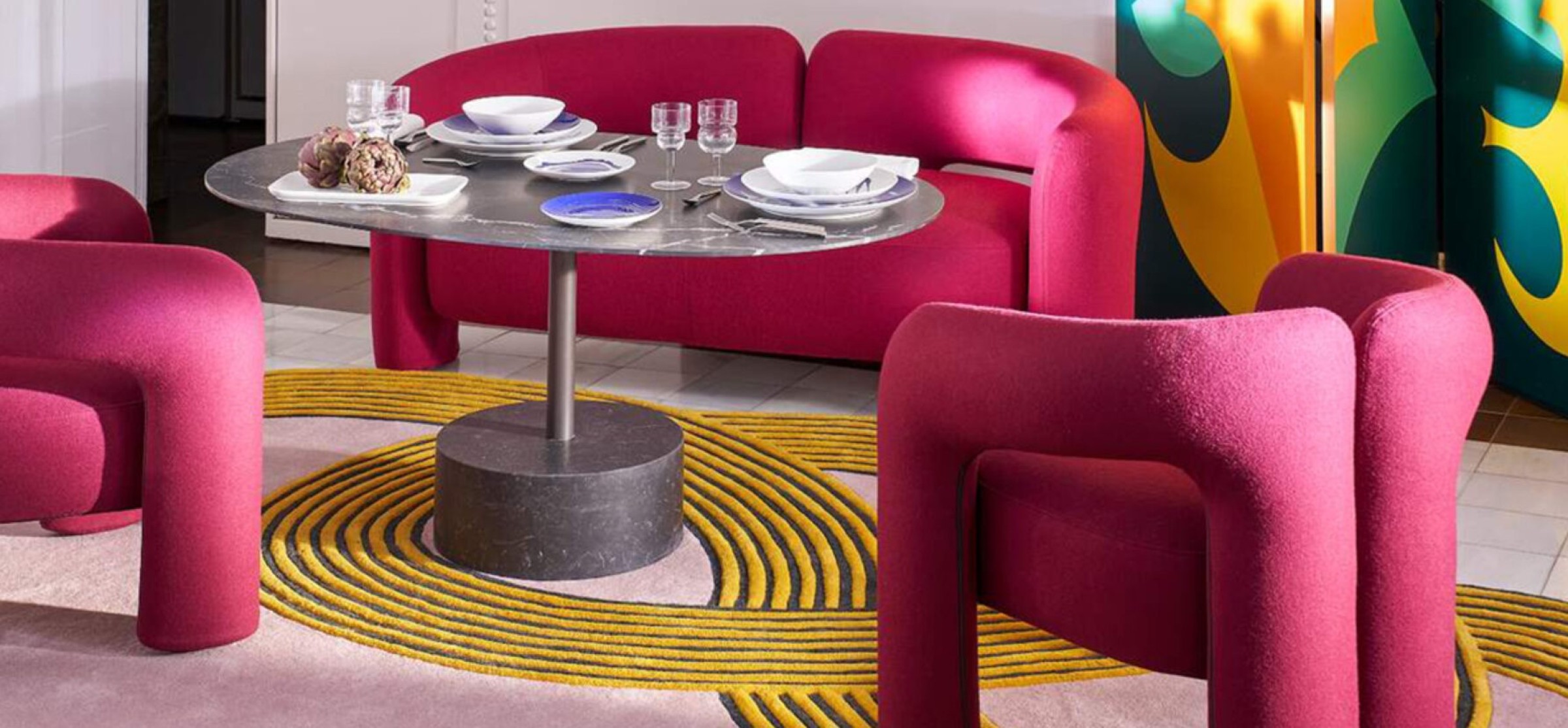 Тренды по цветовой гамме в мягкой мебели в 2024 году