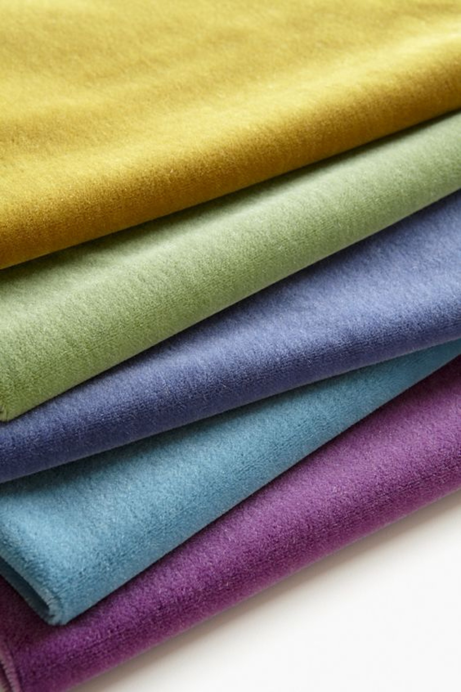 Какая мебельная ткань лучше для дивана?