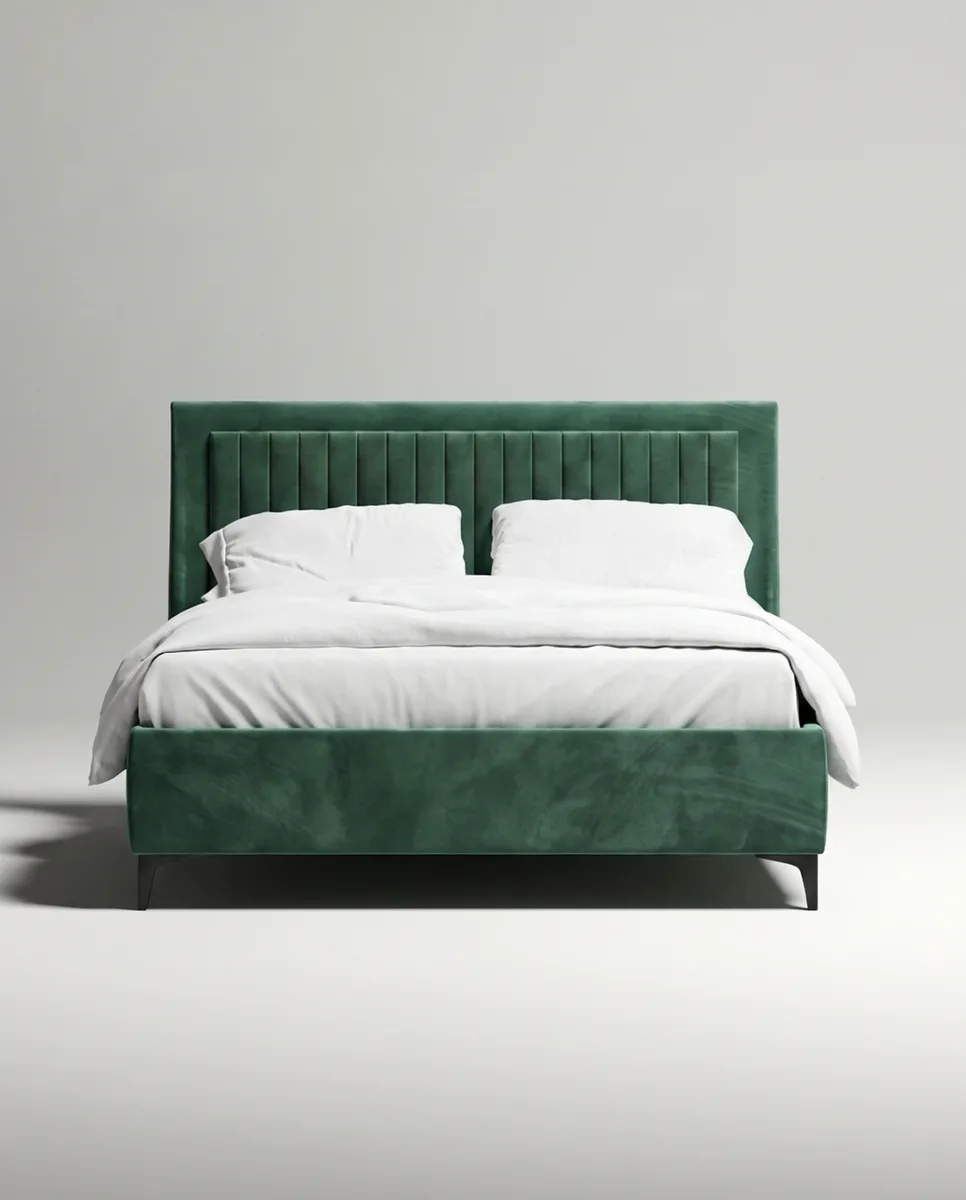 Комфортная двуспальная кровать Дайри. Материал: велюр. Цвет: зеленый