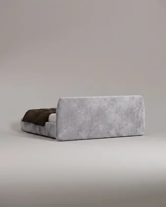 Кровать